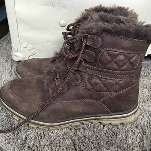 Brown boot
